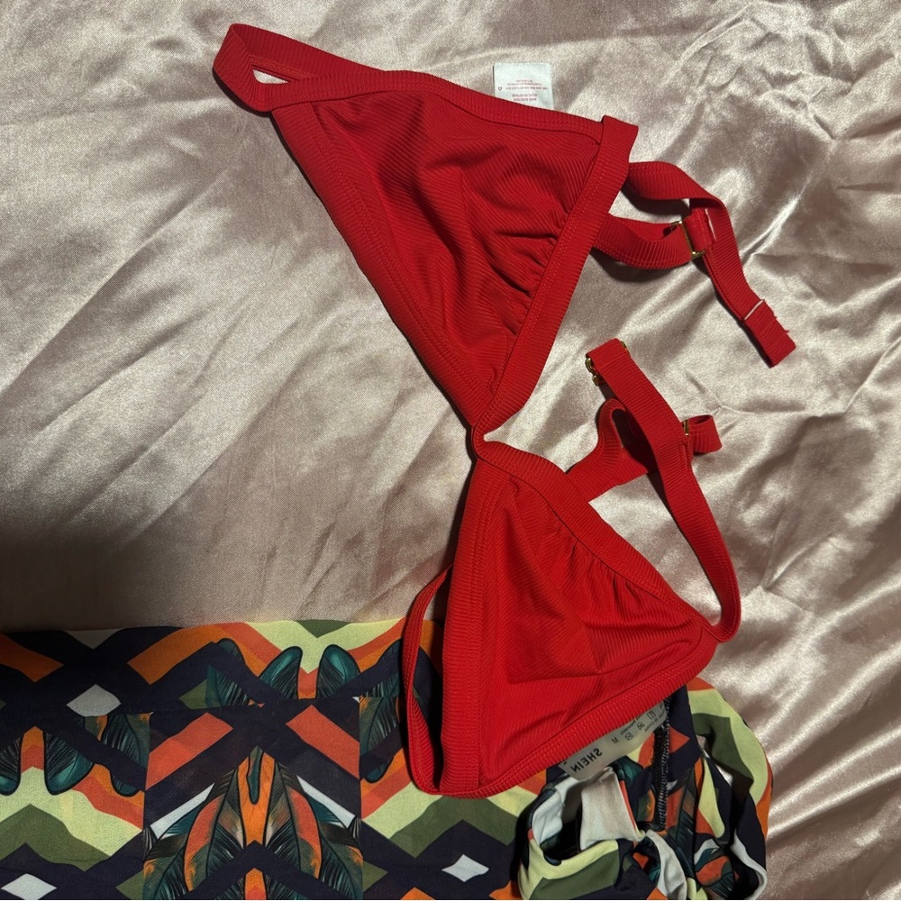 Bathing suits bundle - Picture 3 of 14